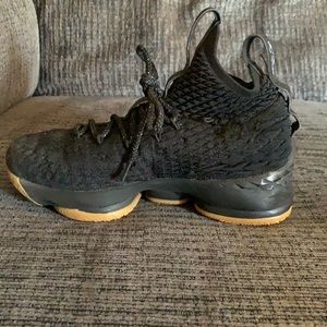 Lebron 15